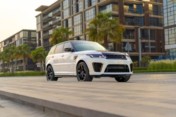 Range Rover SVR 2021