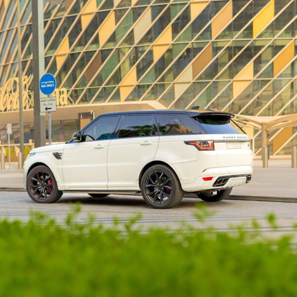 Range Rover SVR 2021