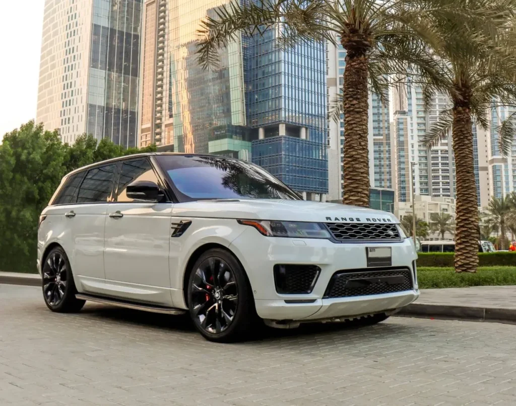 Range Rover - White and Maroon