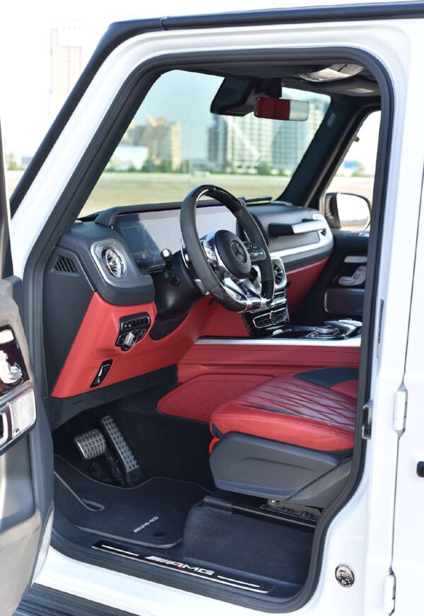 Rent Mercedes Benz G63 in Dubai