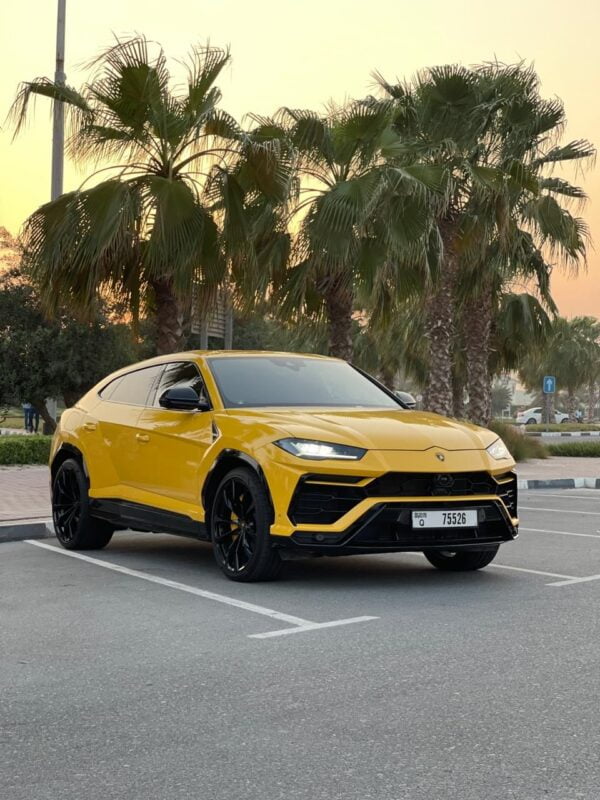 Rent Lamborghini Urus in Dubai