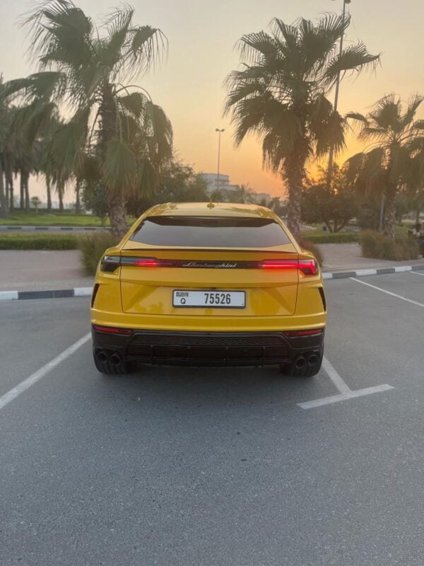 Rent Lamborghini Urus in Dubai